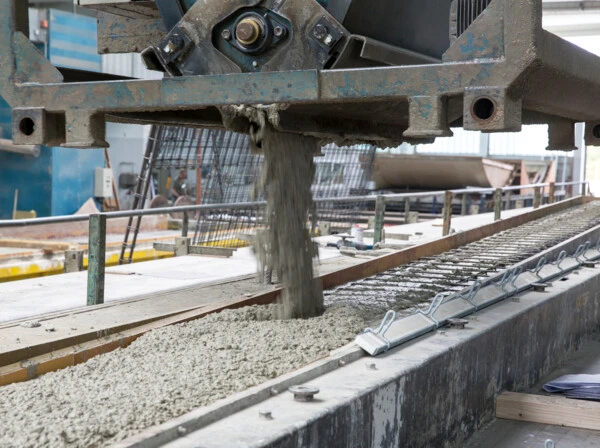 Flowable concrete