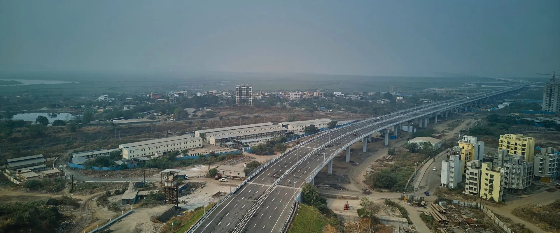 Blick auf die Mumbai Trans Harbour Link Brücke