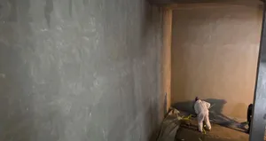 Bei den Bodenflächen sowie als Haftbrücke fand die bewährte mineralische Hochleistungsbeschichtung MC-RIM PW 301 Verwendung.