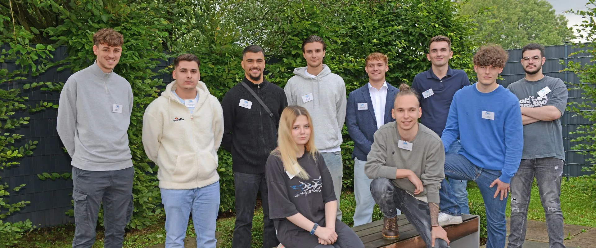Zehn Nachwuchskräfte haben ihre Ausbildung bei der MC-Bauchemie begonnen.