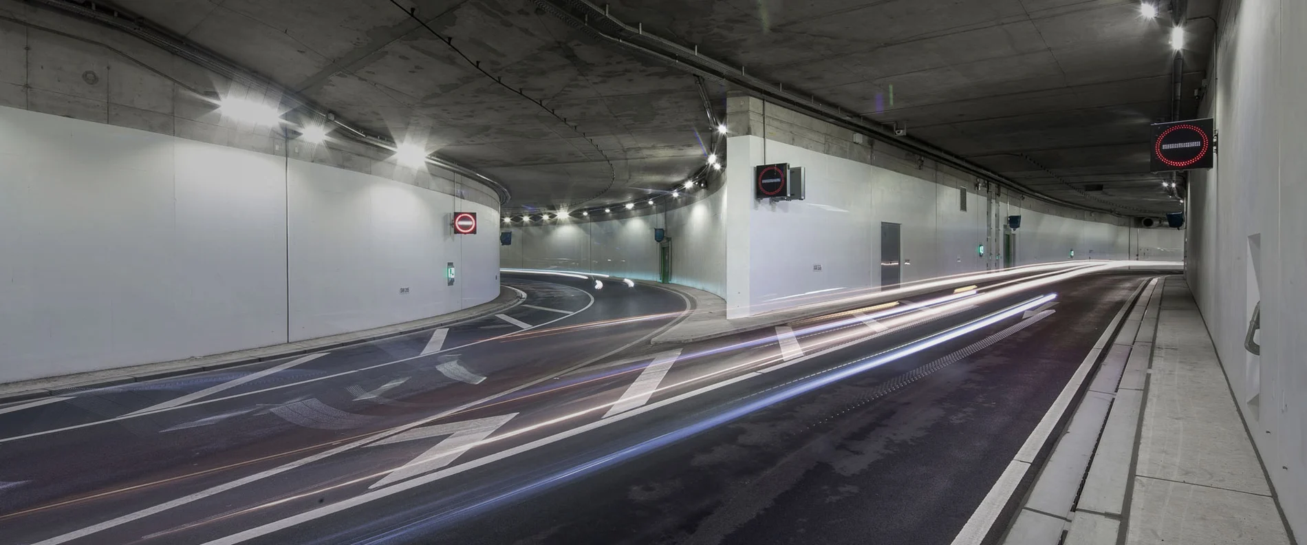 Blick in einen mit MC-Color T 21 beschichteten Tunnel
